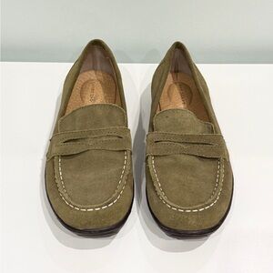 Lands End Women’s 7D Classic Suede Preppy Loafers Timeless Comfort Flats Shoes